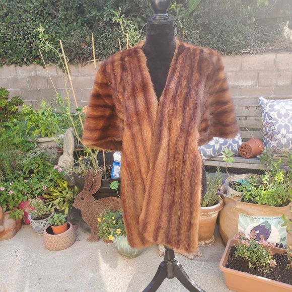 Vintage Mink Stole for bridal/formal, free size - Picture 4 of 7